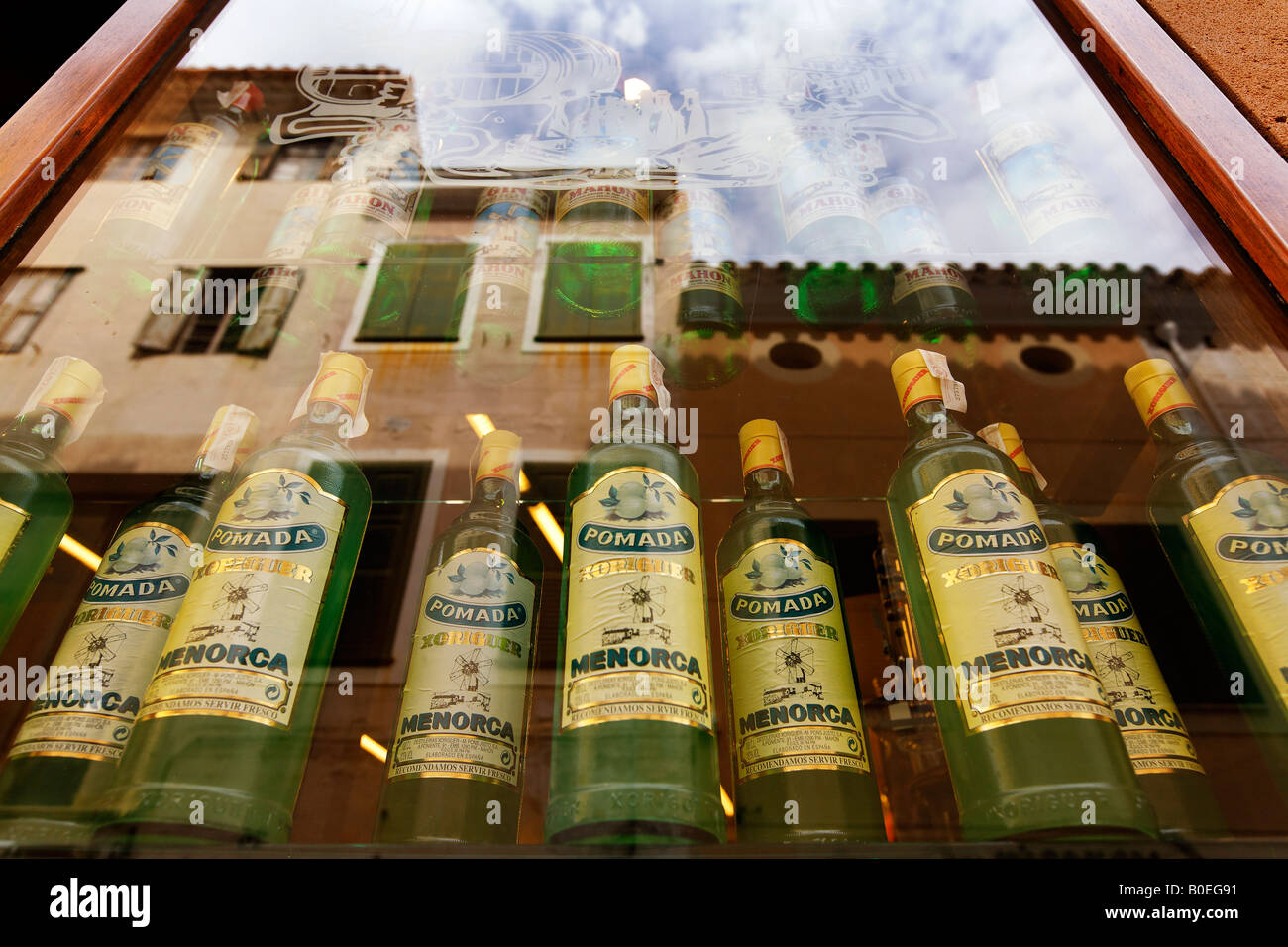 Gin shop hires stock photography and images Alamy