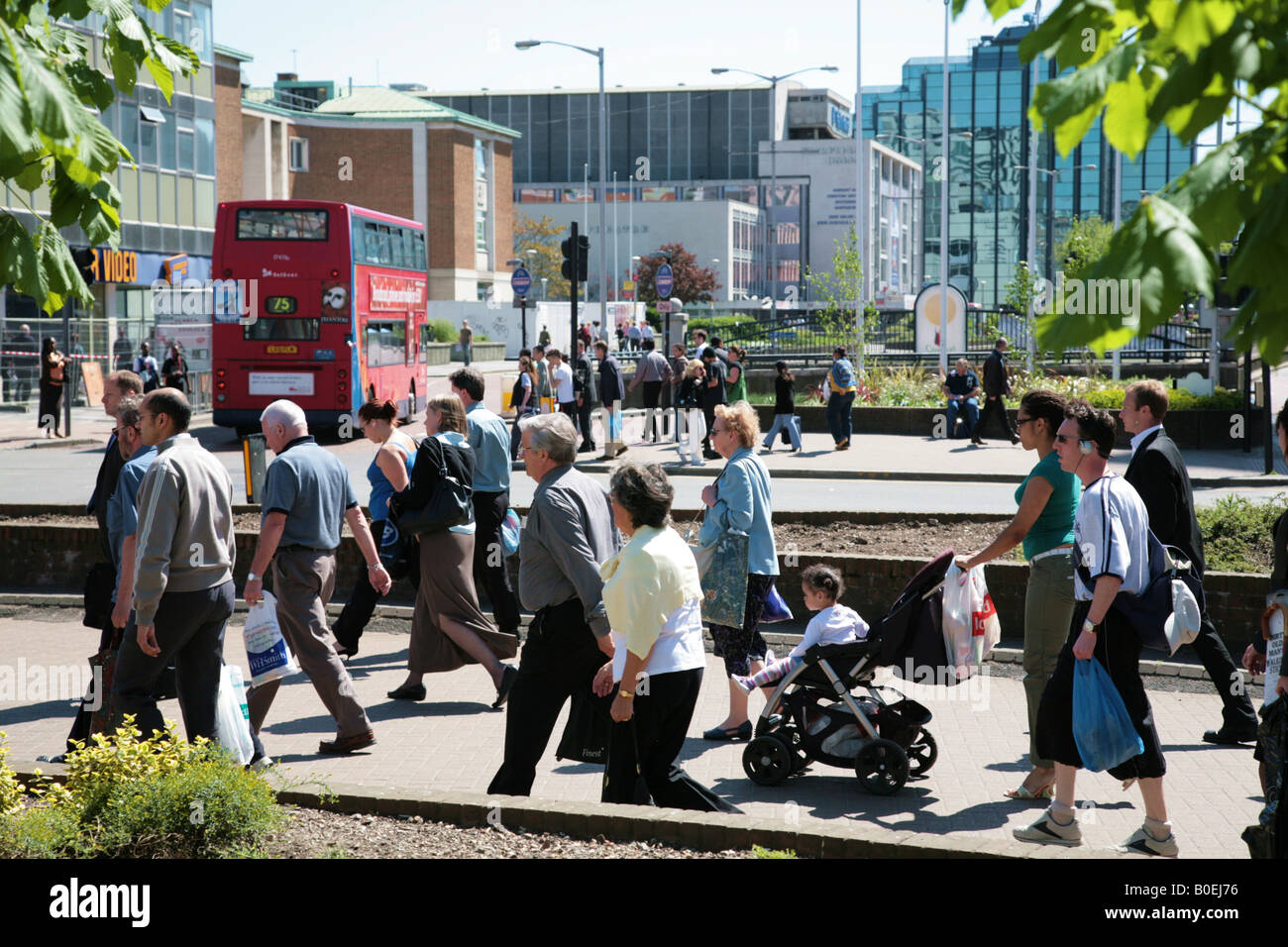 croydon office workers Stock Photo Alamy
