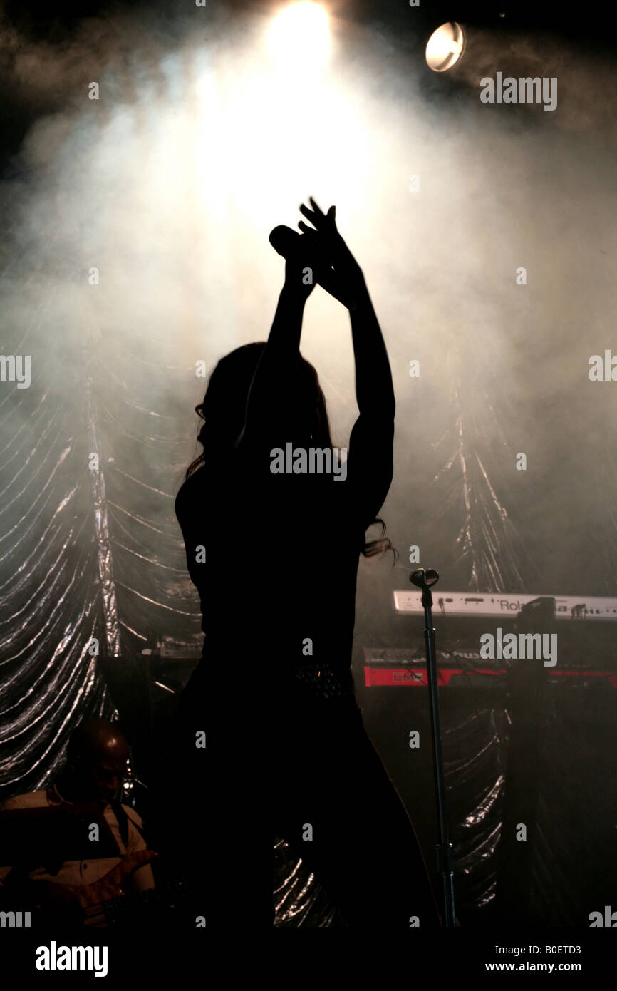 Famous pop star hi-res stock photography and images - Alamy