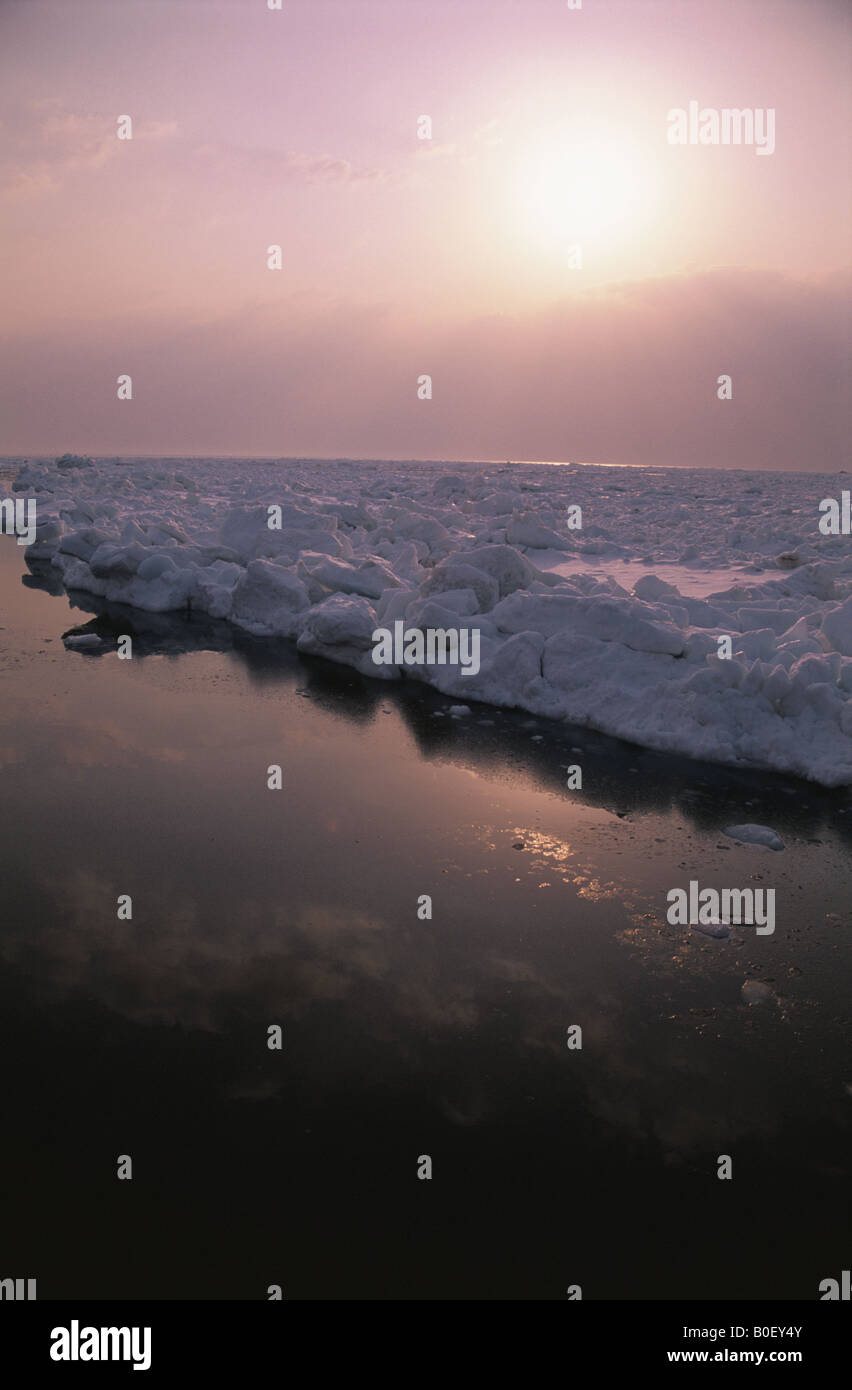 Ice In Sun Drift Ice And The Morning Sun Stock Photo - Alamy