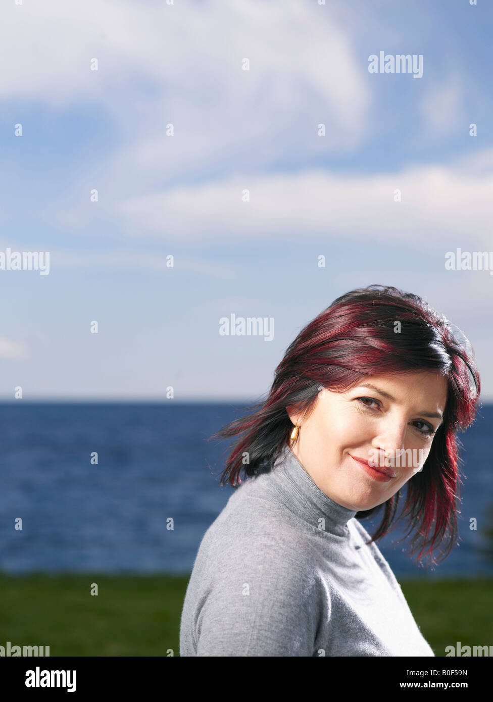 Portrait woman outdoors hi-res stock photography and images - Alamy