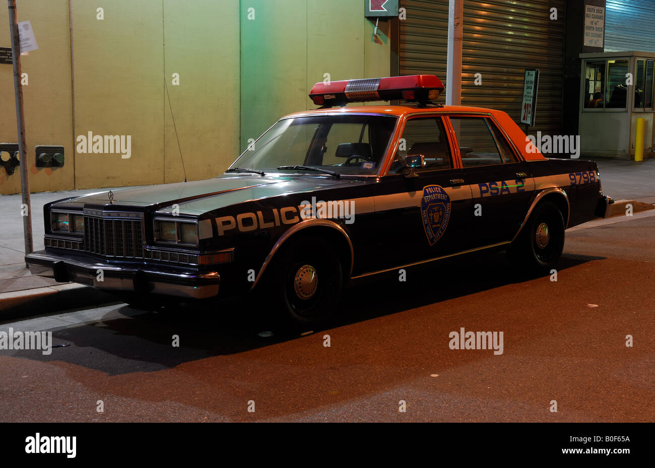 New york city police car hi-res stock photography and images - Alamy