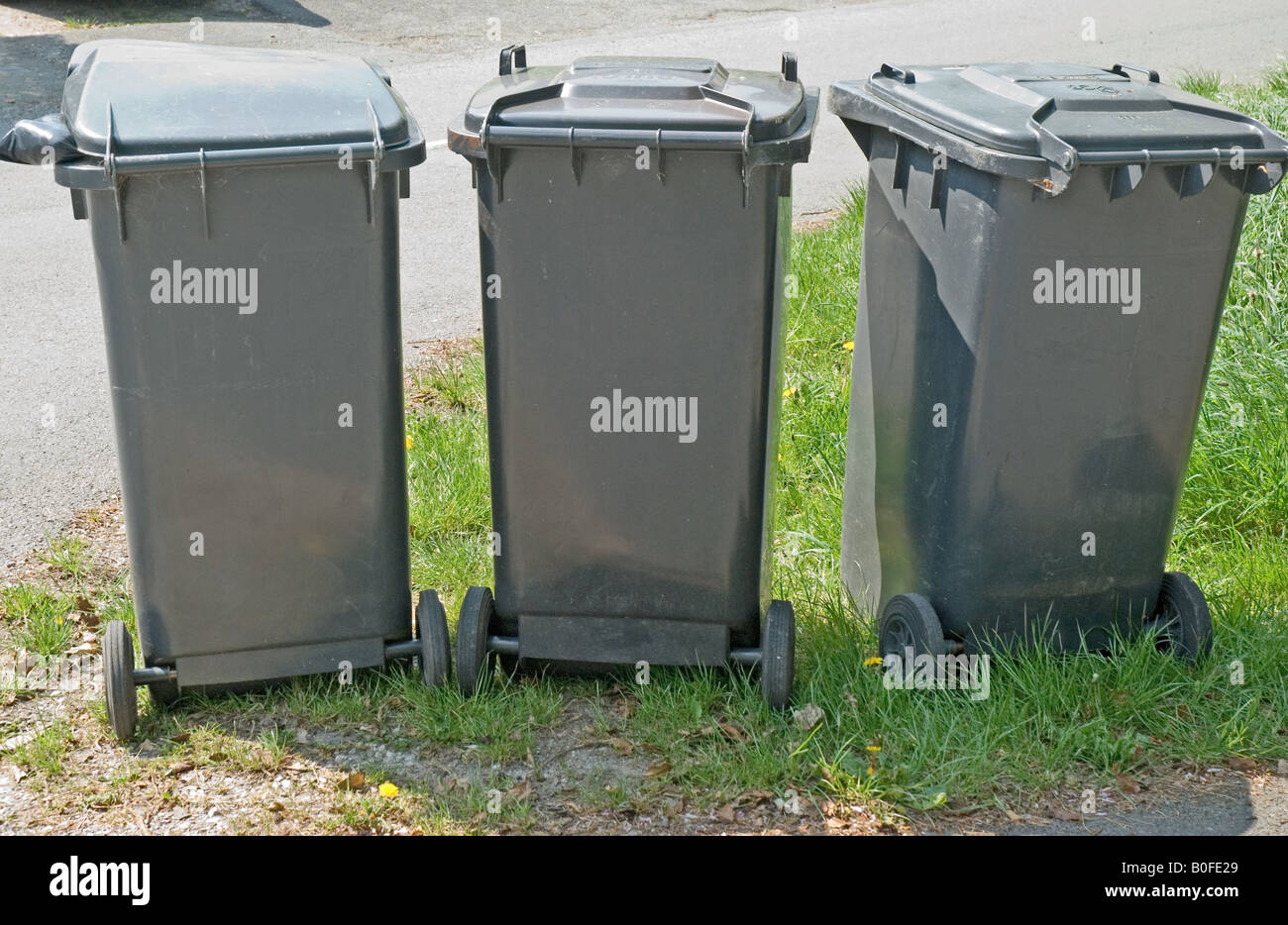 Public wheelie bins hi-res stock photography and images - Alamy