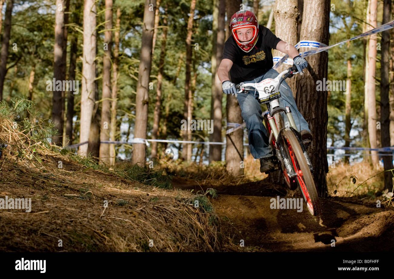 mountain bike dirt jump trick stunt air leap bmx mountain bikes MTB BMX dirt jumper pulls stunts