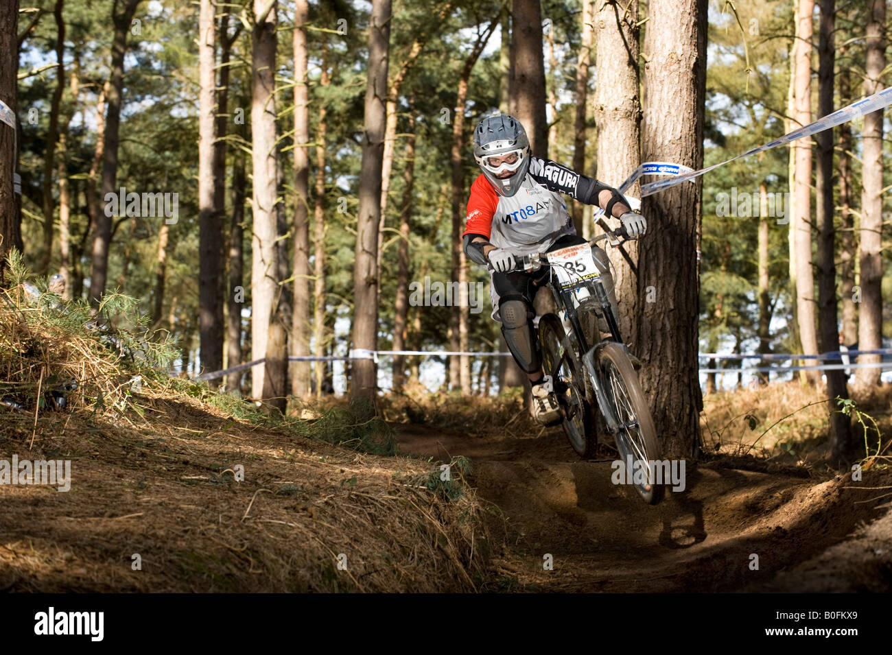 downhill dirt jumper