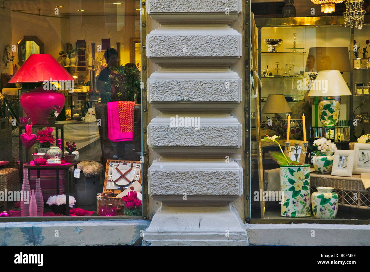 Antique shop vienna austria europe hires stock photography and images
