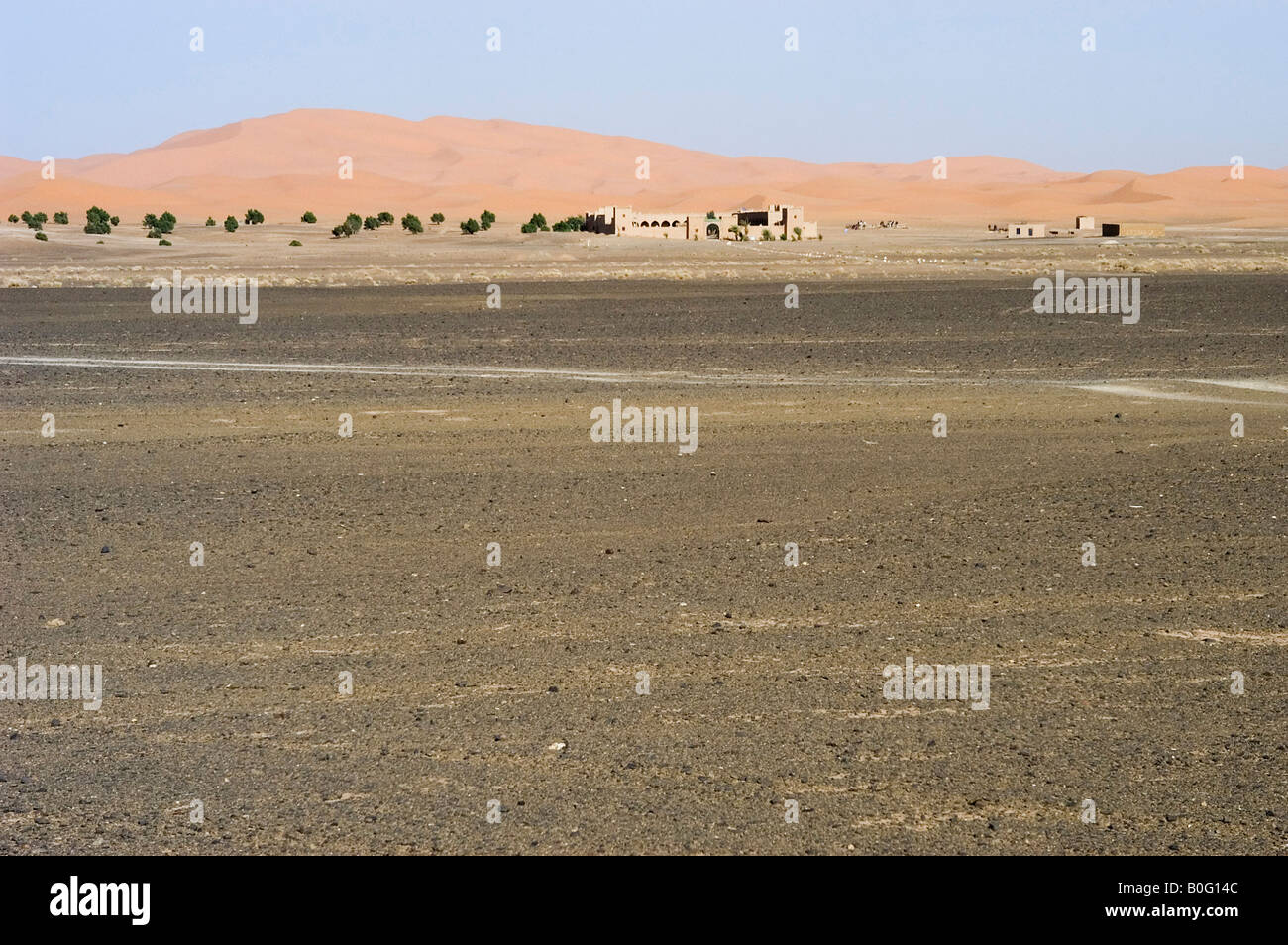Le desert du Sud Marocain les dunes de Merzouga Stock Photo - Alamy