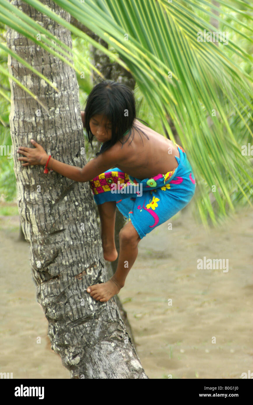 Embera girl hires stock photography and images Alamy