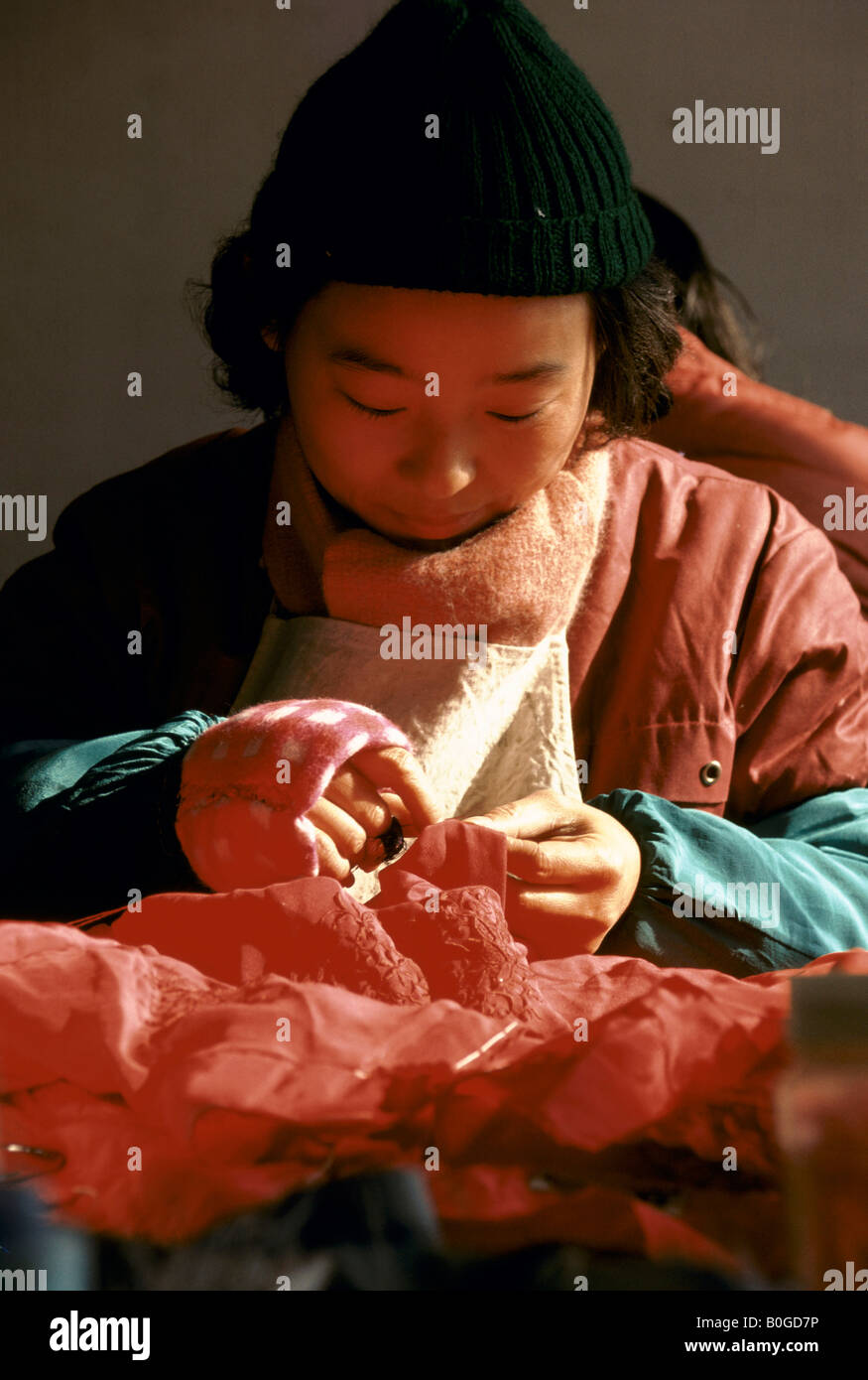 Sewing factory china hires stock photography and images Alamy