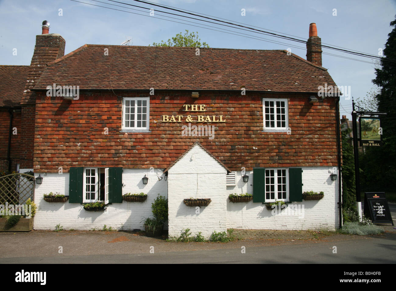 Hambledon hampshire bat ball pub hires stock photography and images
