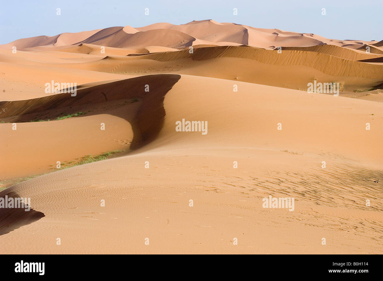 Le desert du Sud Marocain les dunes de Merzouga Stock Photo - Alamy