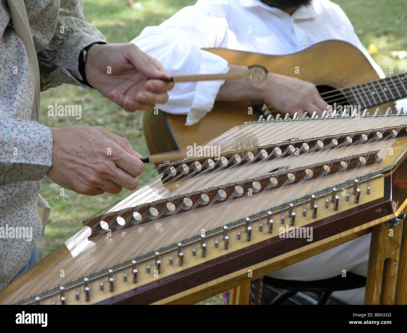 Hammered dulcimer hires stock photography and images Alamy