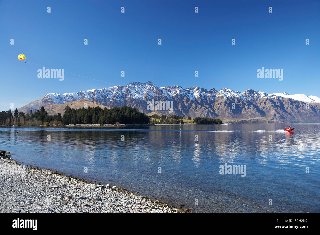 Paraglider The Remarkables and Lake Wakatipu Queenstown South Island ...