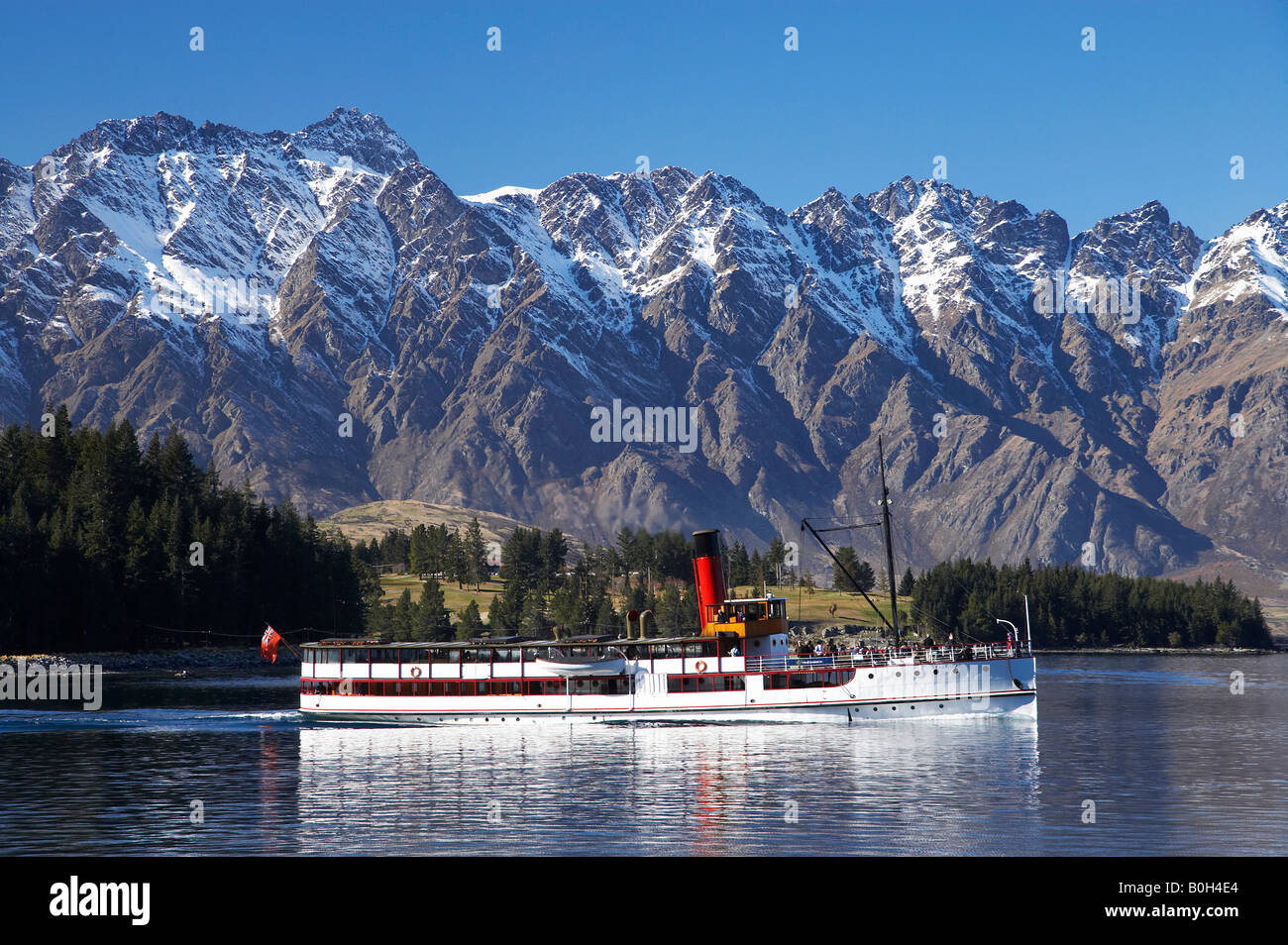 TSS Earnslaw The Remarkables and Lake Wakatipu Queenstown South Island ...
