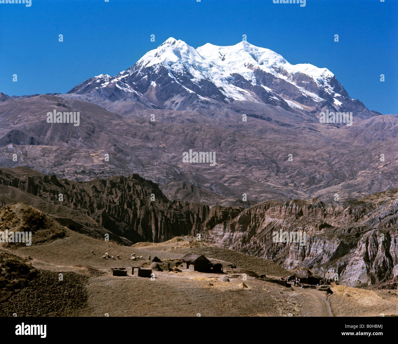 Mt. Aconcagua, view from the south near Cristo Redentor border pass, 6962 m, highest mountain in South America, Mendoza, Andes, Stock Photo