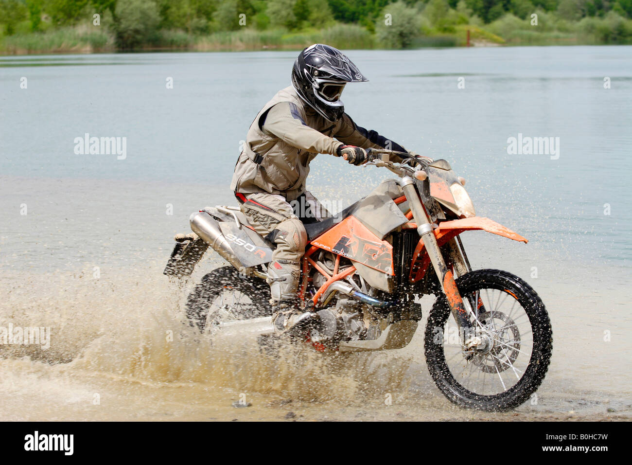 Super 2024 enduro motorcycle