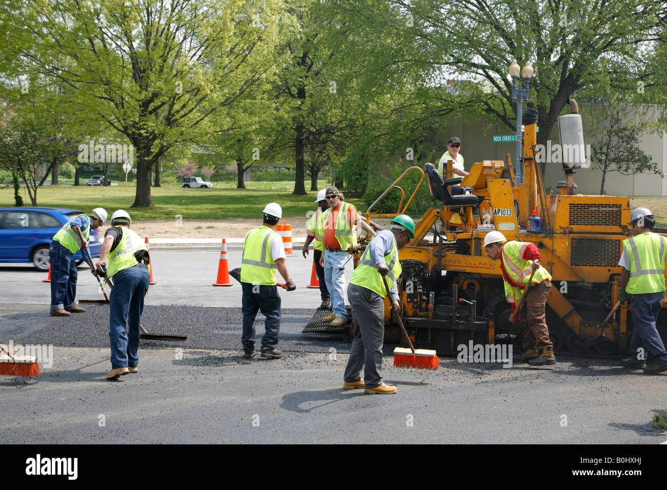 Road repair crew hires stock photography and images Alamy