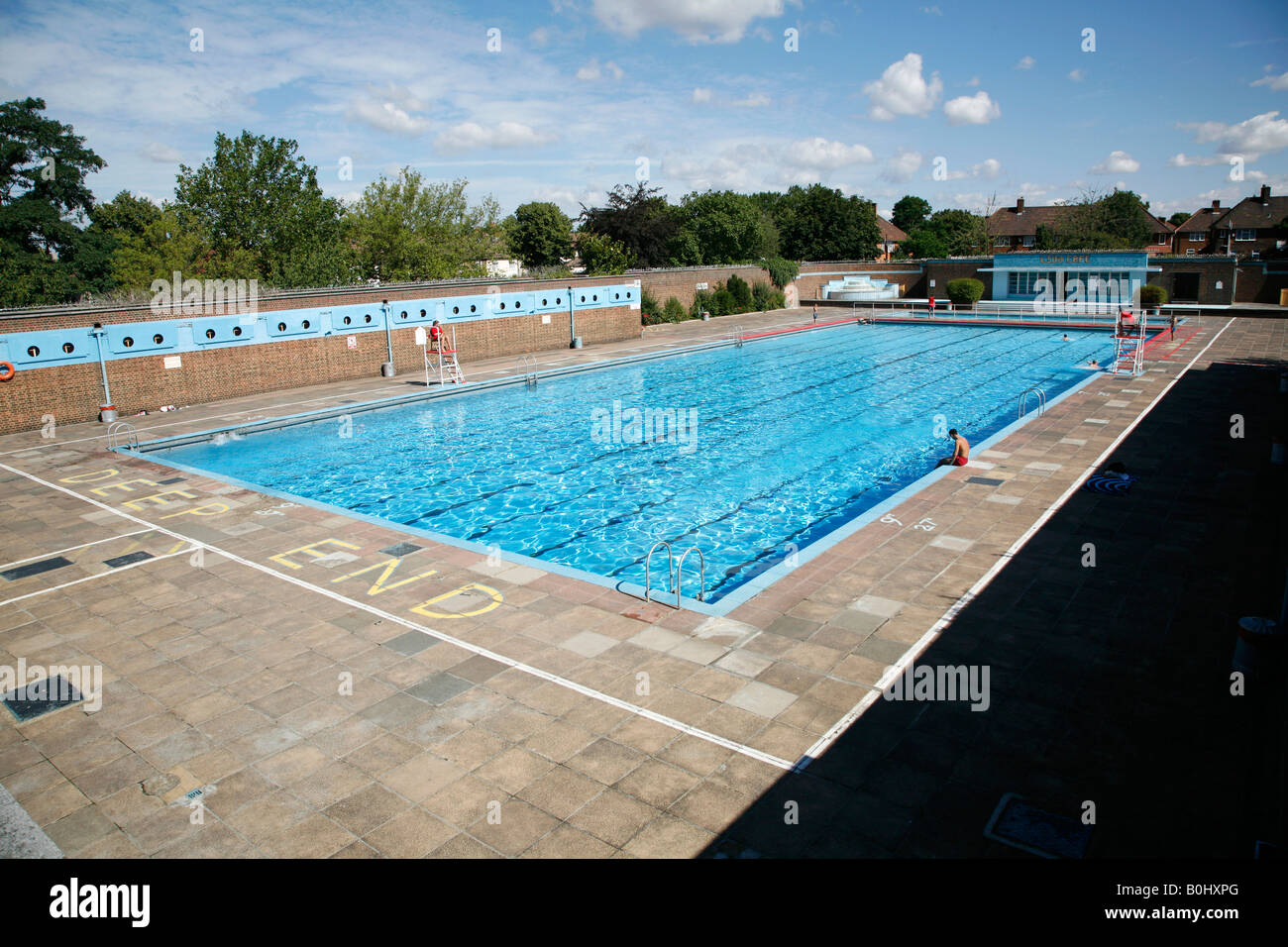 charlton lido pool