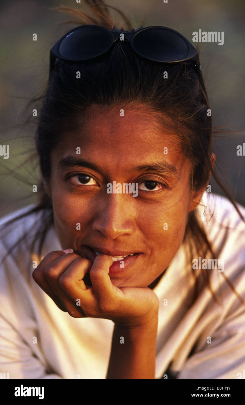 Portrait face asian woman hi-res stock photography and images - Alamy