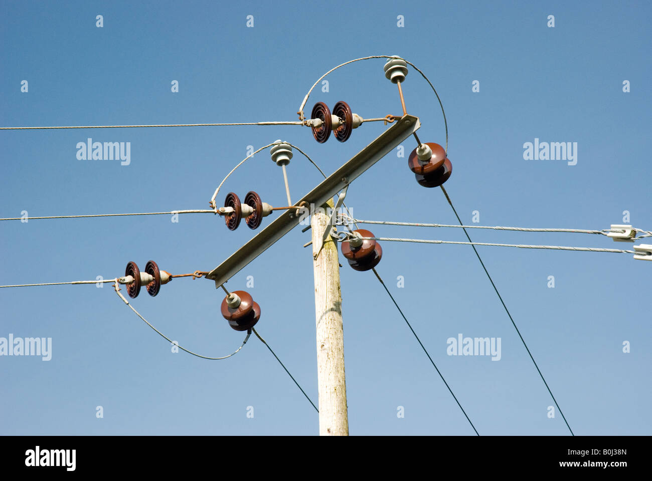 overhead-electricity-power-cables-stock-photo-alamy