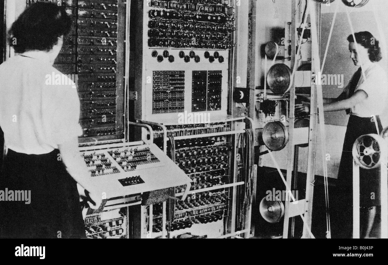 COLOSSUS  computing machine used to read Nazi codes at Bletchley Park, England, during World War 2 Stock Photo