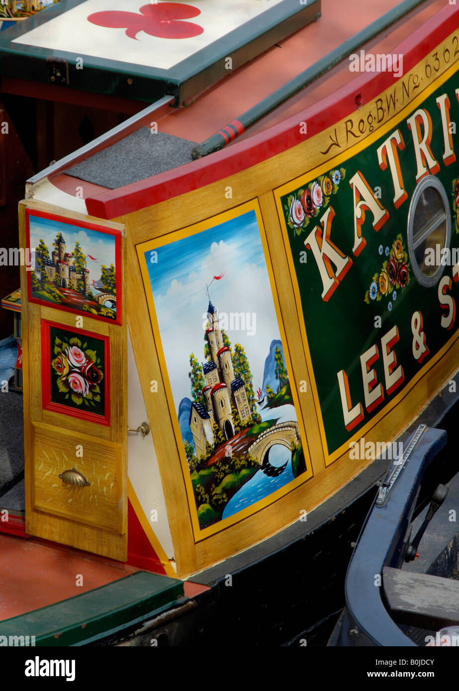 Castles and Roses: Pretty custom hand painted decoration on a traditional narrowboat, Little Venice, London Stock Photo
