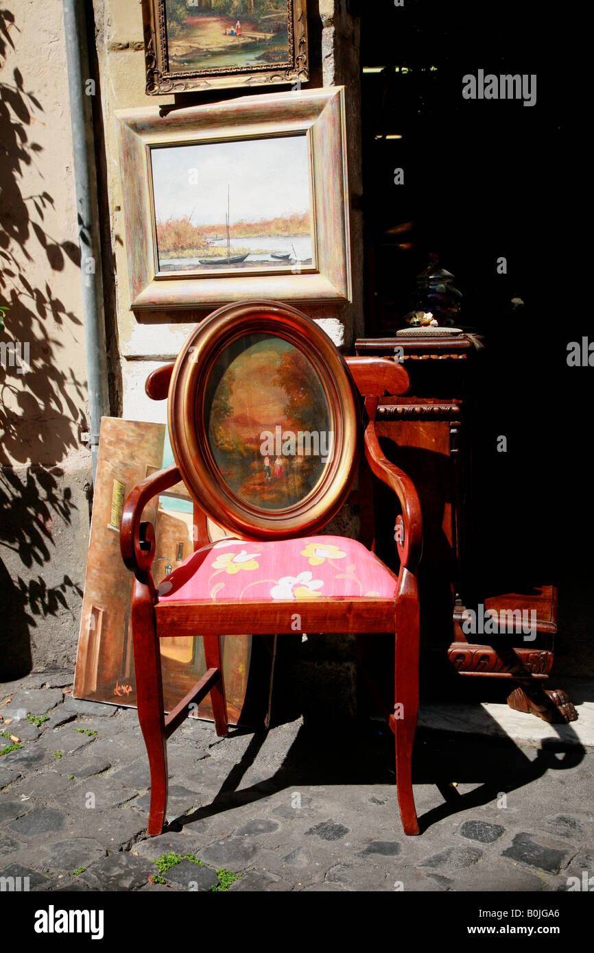 Antiques objects hi-res stock photography and images - Alamy