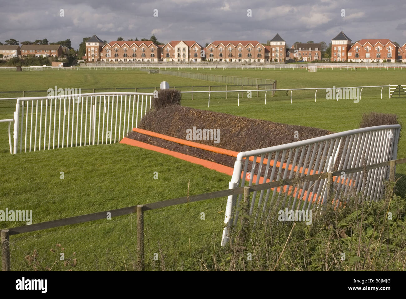 racecourse new housing and flats stratford upon avon warwickshire