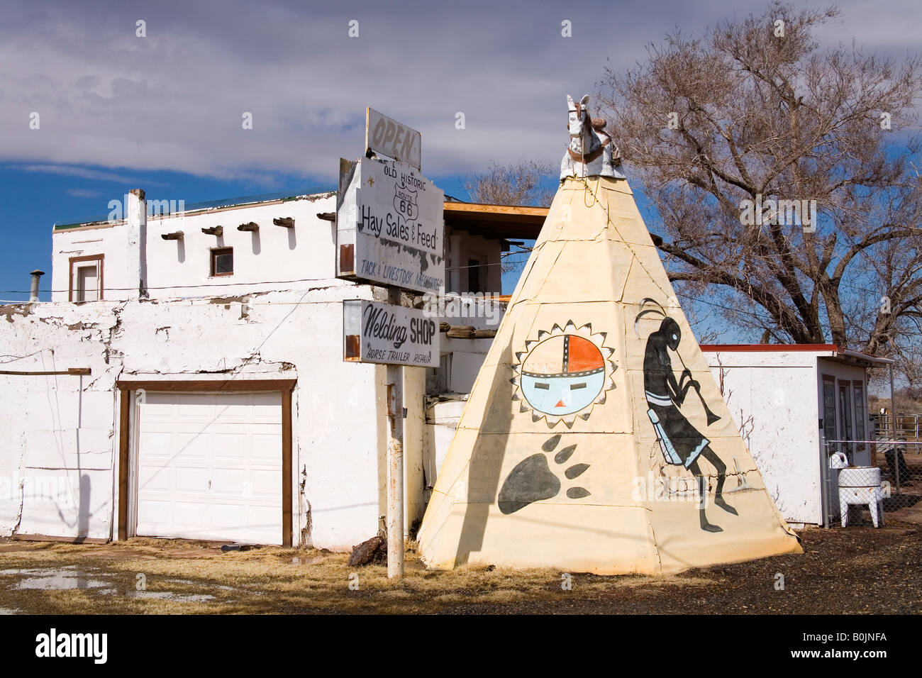 Old Route 66 Garage Joseph City Arizona USA Stock Photo Alamy