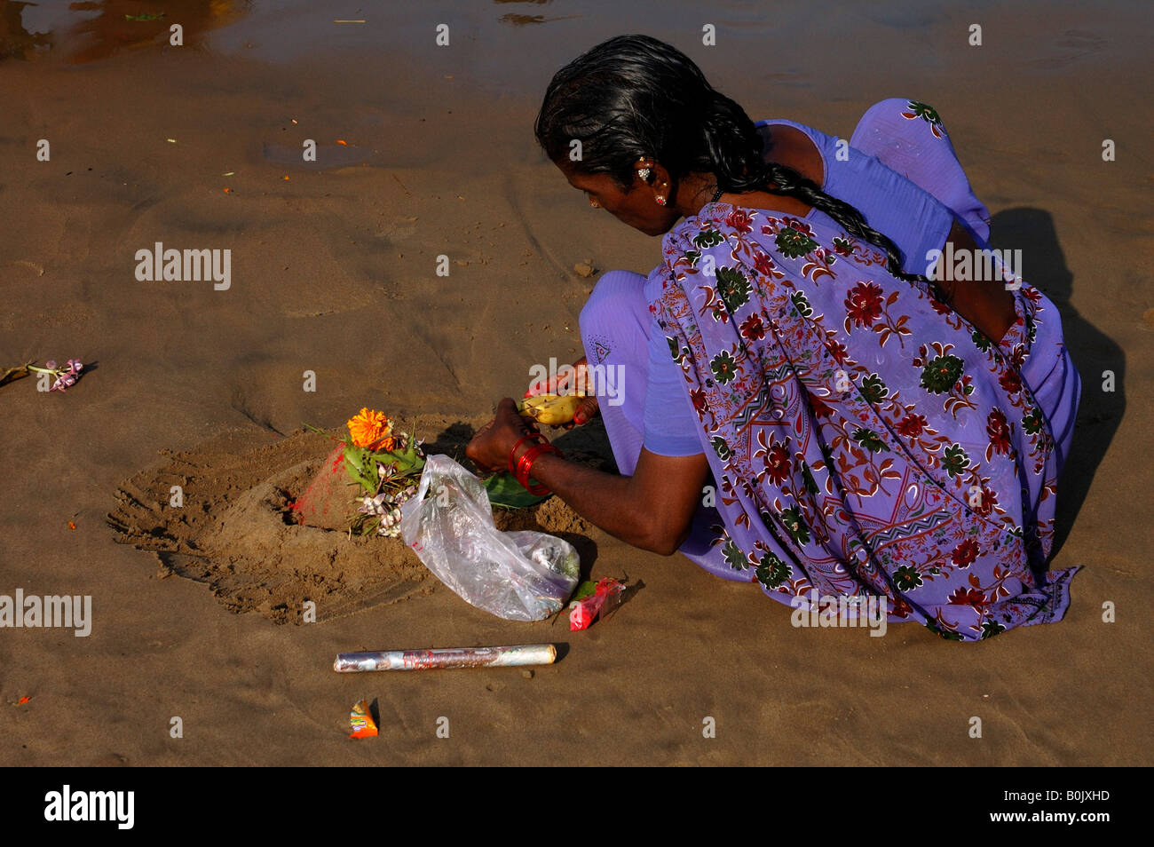 Maha Shivaratri Festival in Gokarna, India. Banana throwing Stock Photo