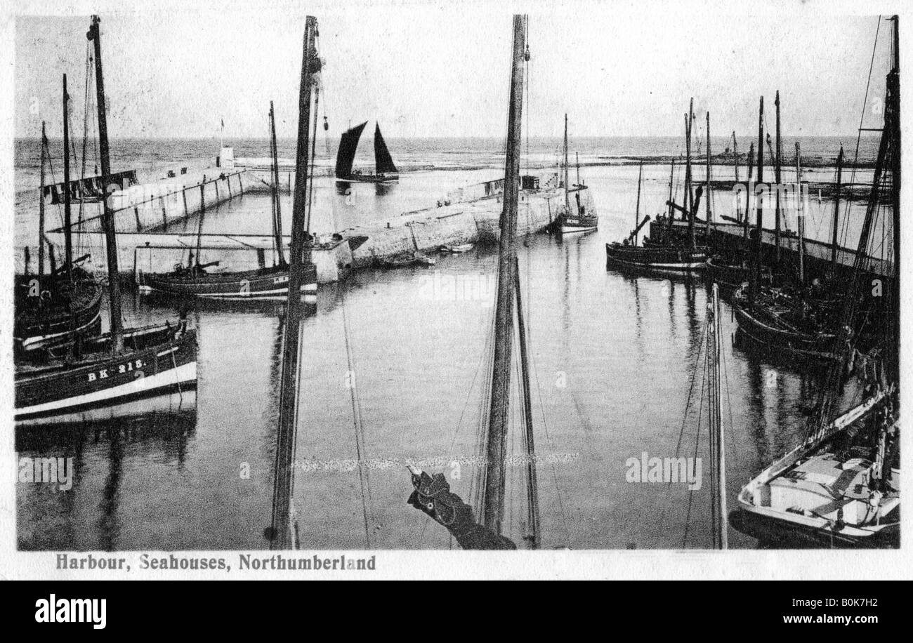 Harbour, Seahouses, Northumberland, 1905. Artist: Unknown Stock Photo
