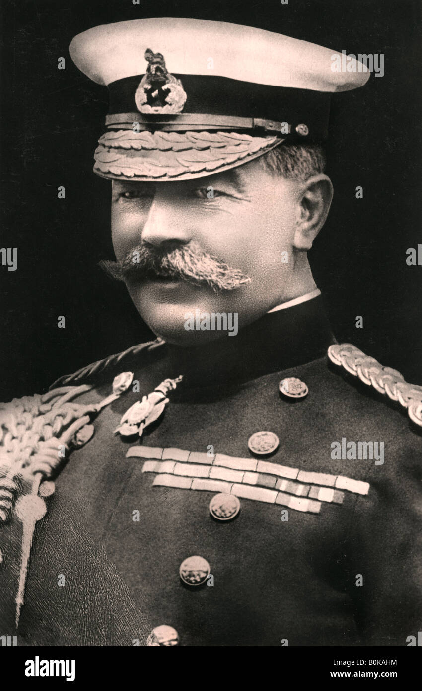 Field Marshal Earl Kitchener (1850-1916), early 20th century.Artist:  Russell & Sons Stock Photo - Alamy