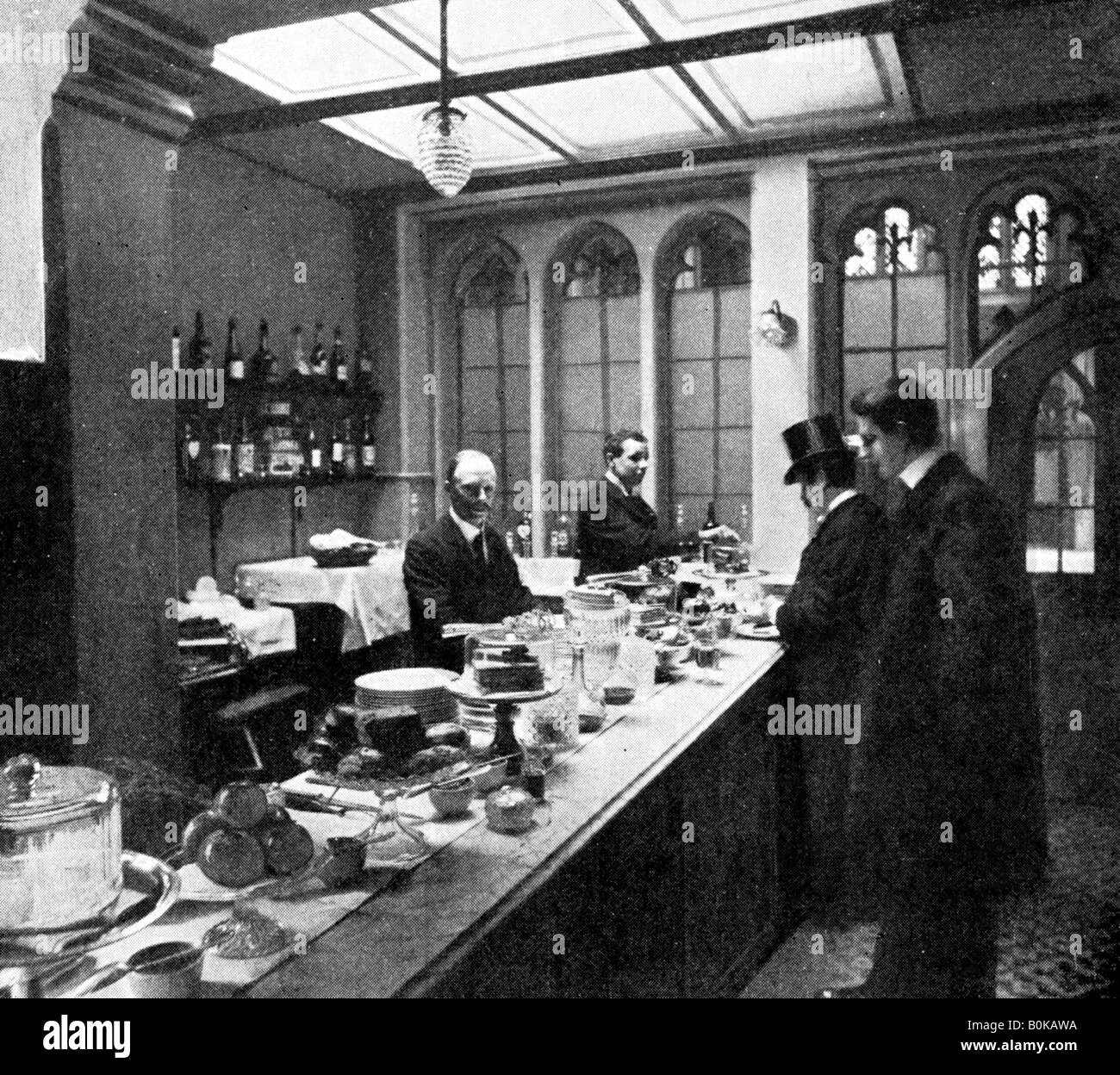 The Lobby Bar, House of Commons, Westminster, London, c1905. Artist: Unknown Stock Photo