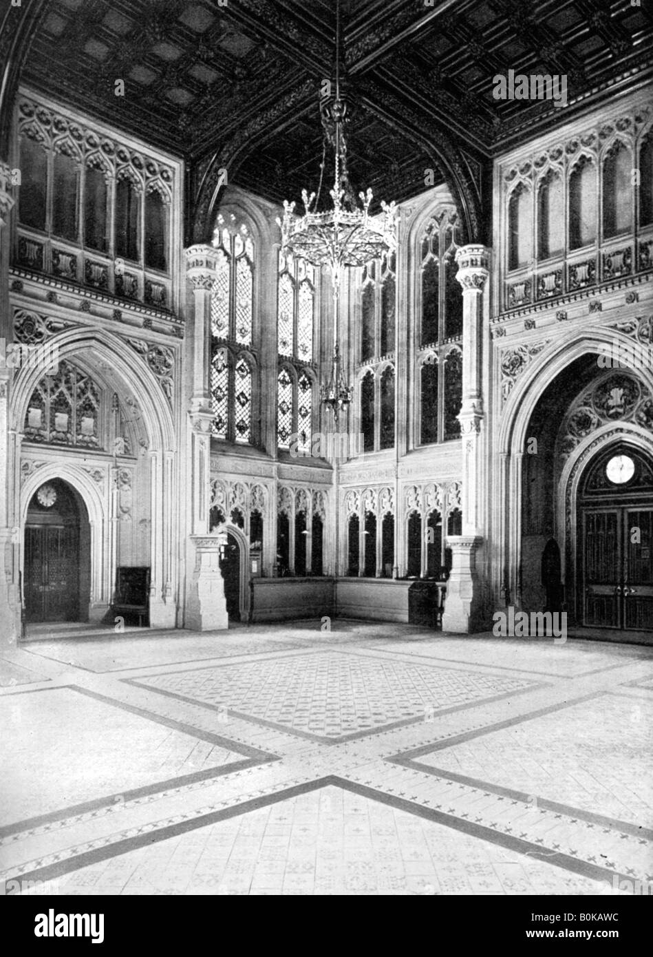 The Lobby, House of Commons, Westminster, London, c1905.Artist: WS Campbell Stock Photo