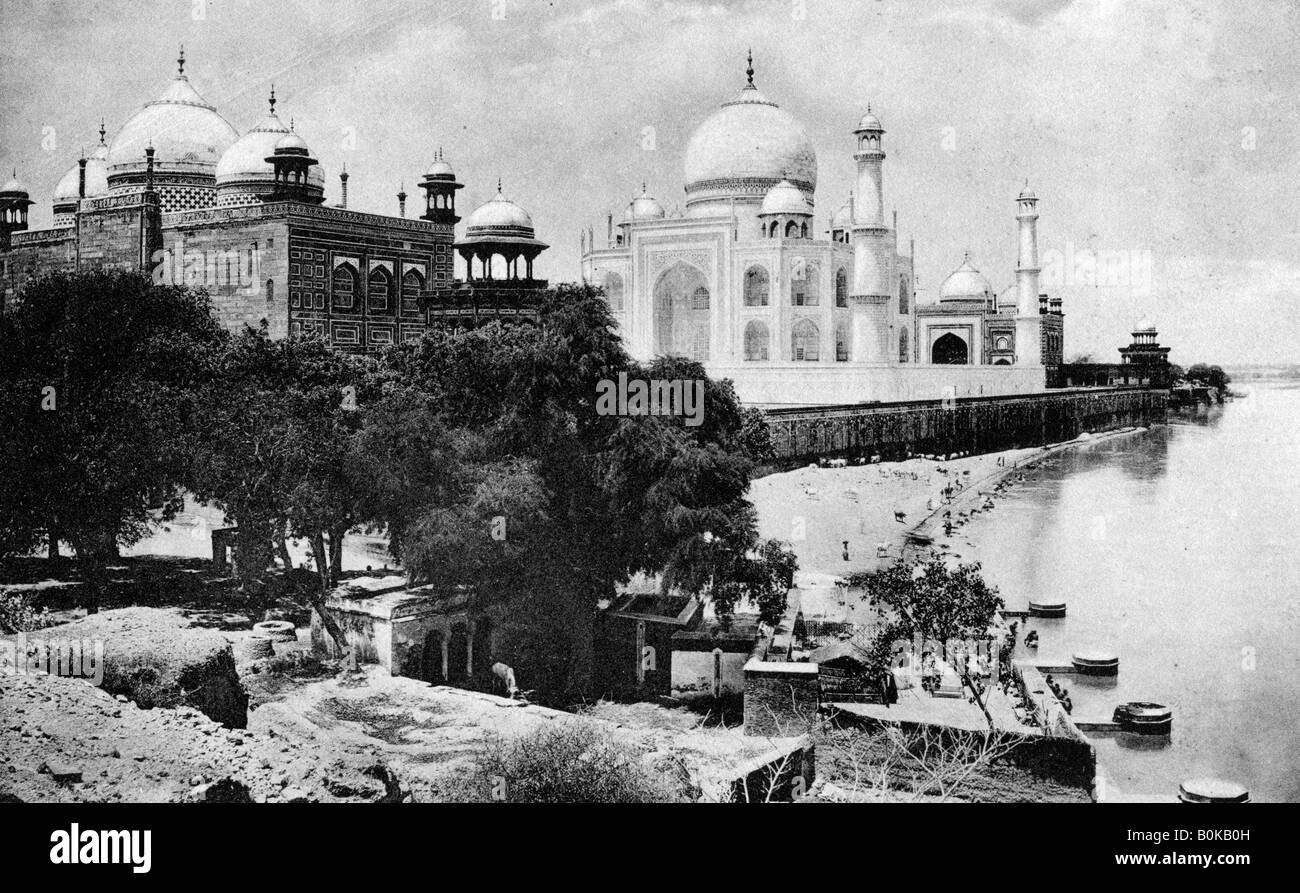 The Taj Mahal, Agra, 20th century. Artist: Unknown Stock Photo