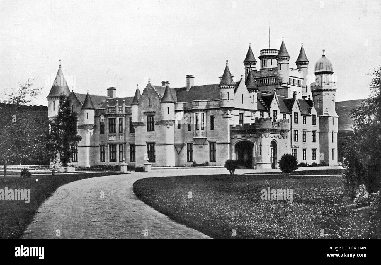 Balmoral castle exterior Black and White Stock Photos & Images Alamy