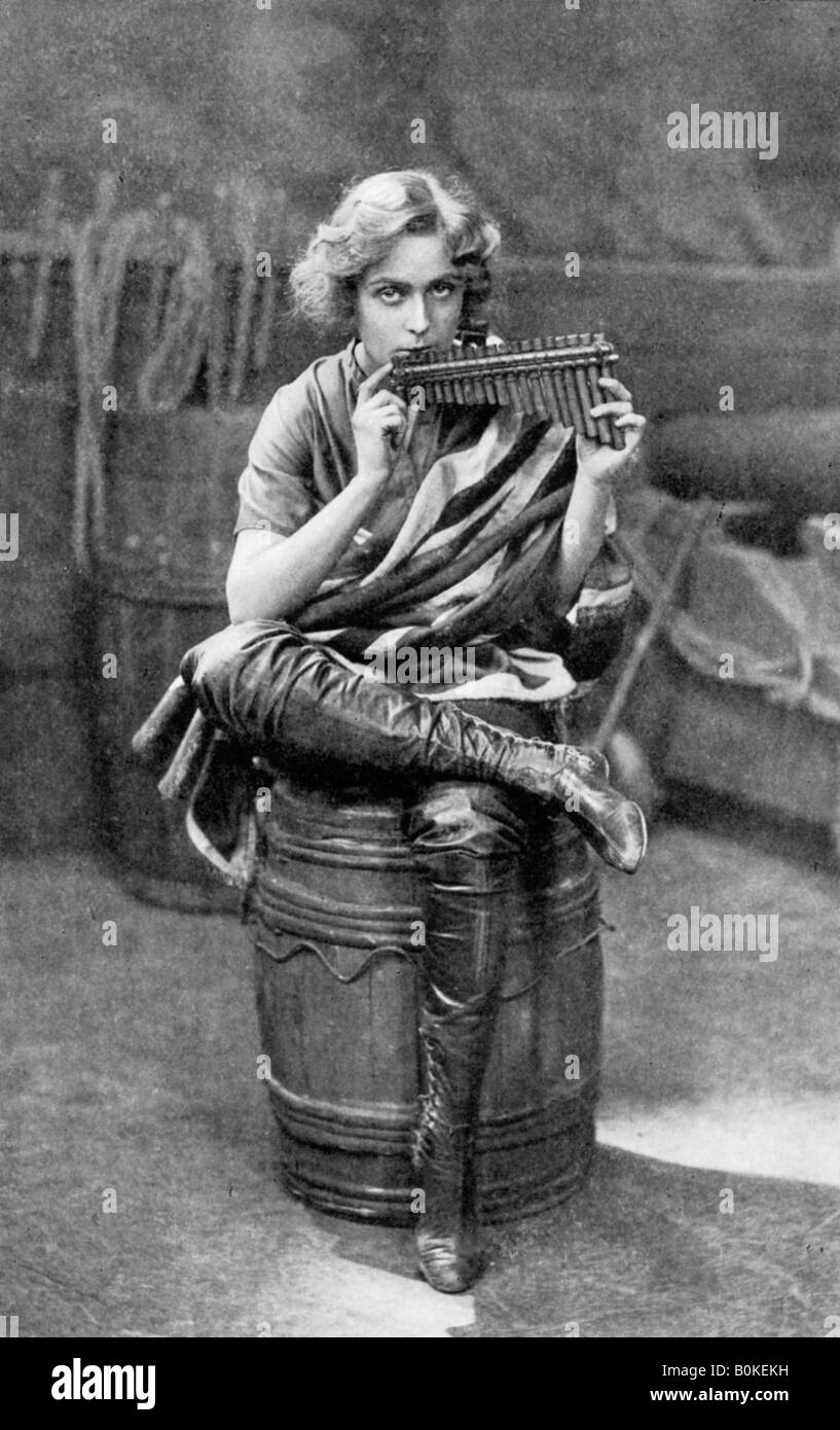 Pauline Chase as 'Peter Pan', 1908-1909.Artist: Alfred Ellis & Walery Stock Photo