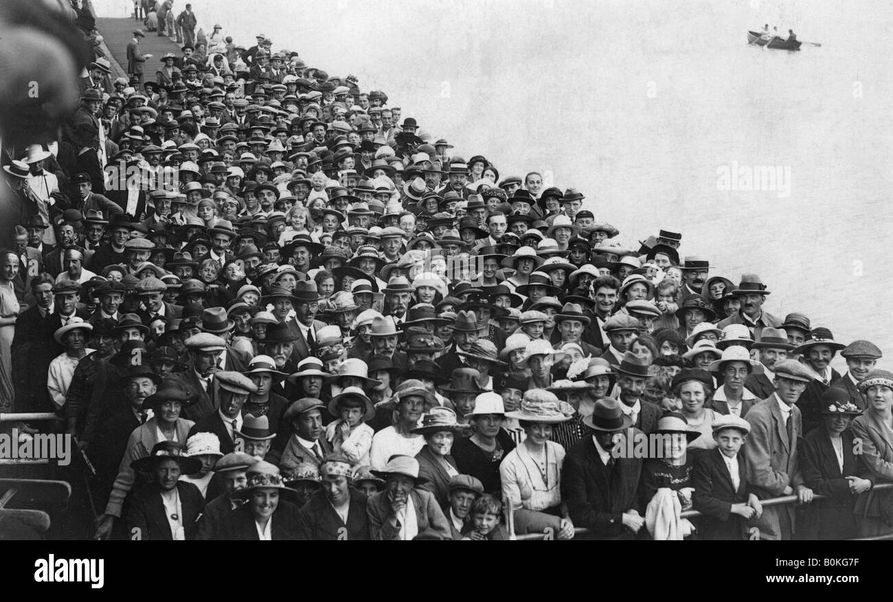 People waiting to go on a boat trip, Bournemouth Pier, August 1921. Artist: Unknown Stock Photo