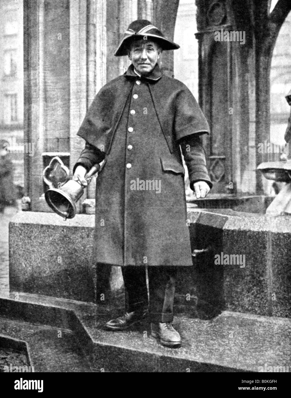 Town crier, Cambridge, England, 1936. Artist Donald McLeish Stock