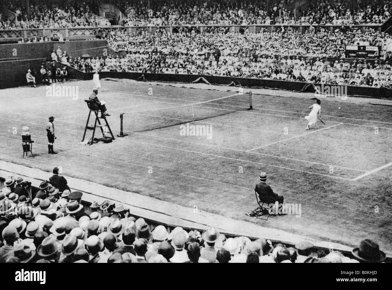 Photo Ancienne De Tennis - Suzanne Lenglen Et Kitty McKane (1925)