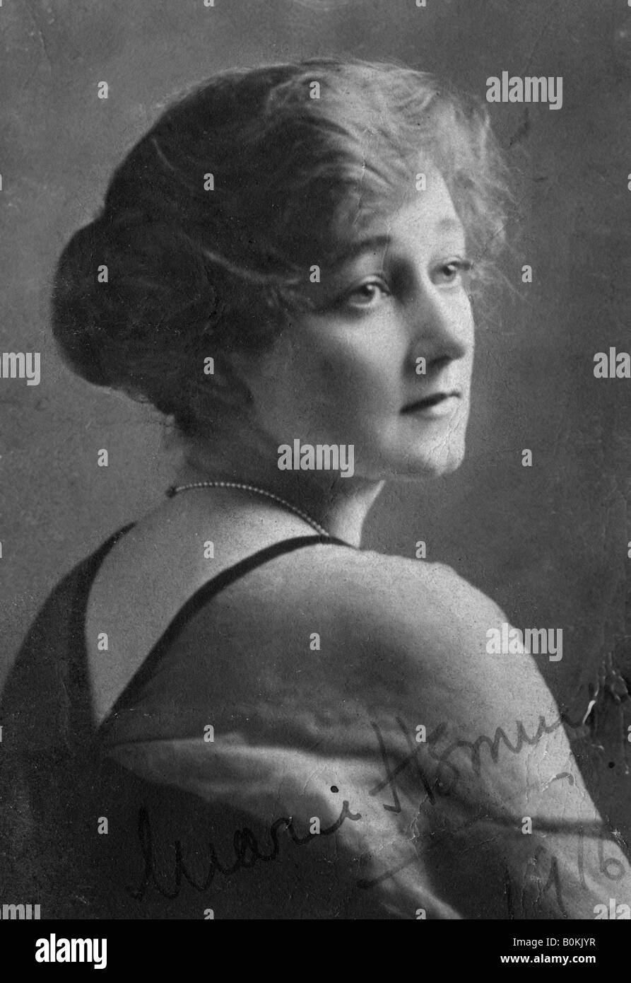 Marie hemingway hi-res stock photography and images - Alamy