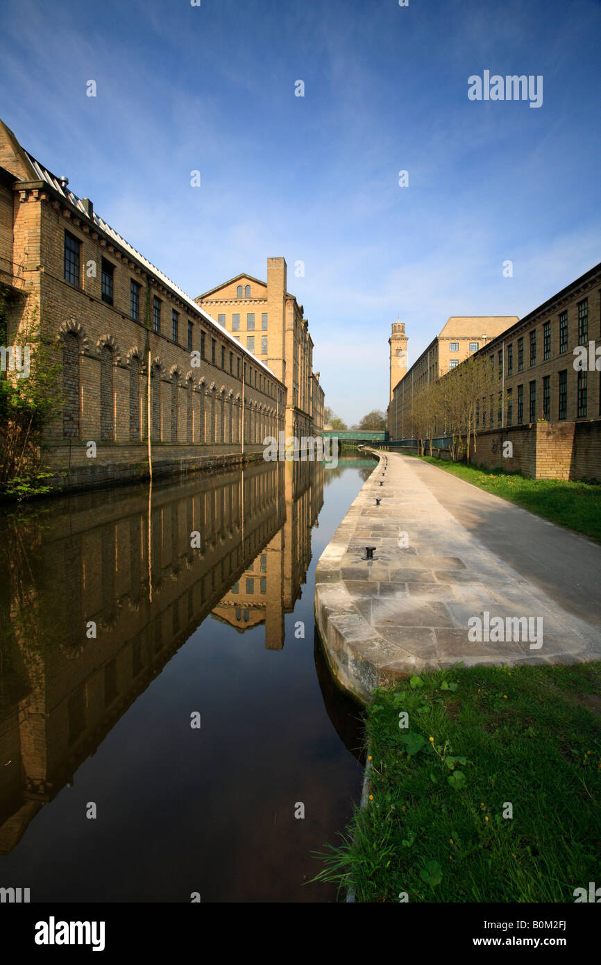 Salts Mill and the Leeds and Liverpool canal, Saltaire, UNESCO World