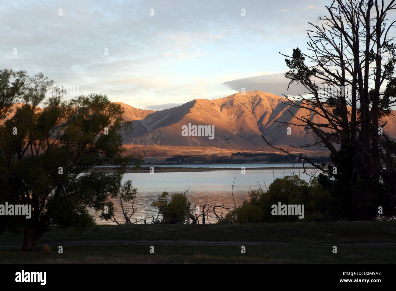 Sunset near Lake Tekapo South island New Zealand Stock Photo - Alamy