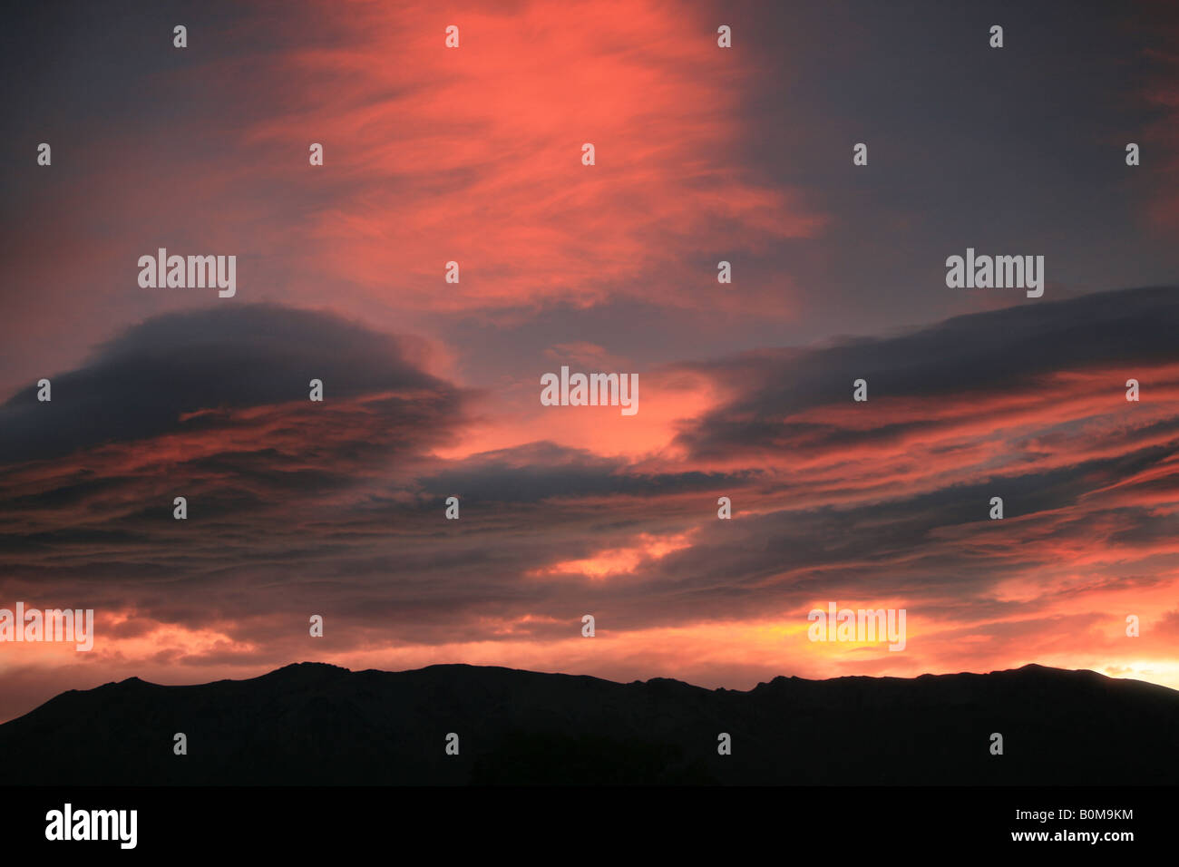 Sunrise above Lake Tekapo South island New Zealand Stock Photo - Alamy