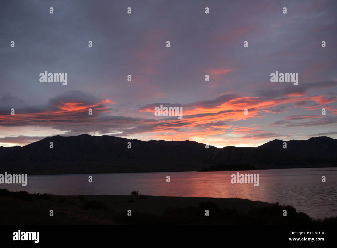 Sunrise above Lake Tekapo South island New Zealand Stock Photo - Alamy