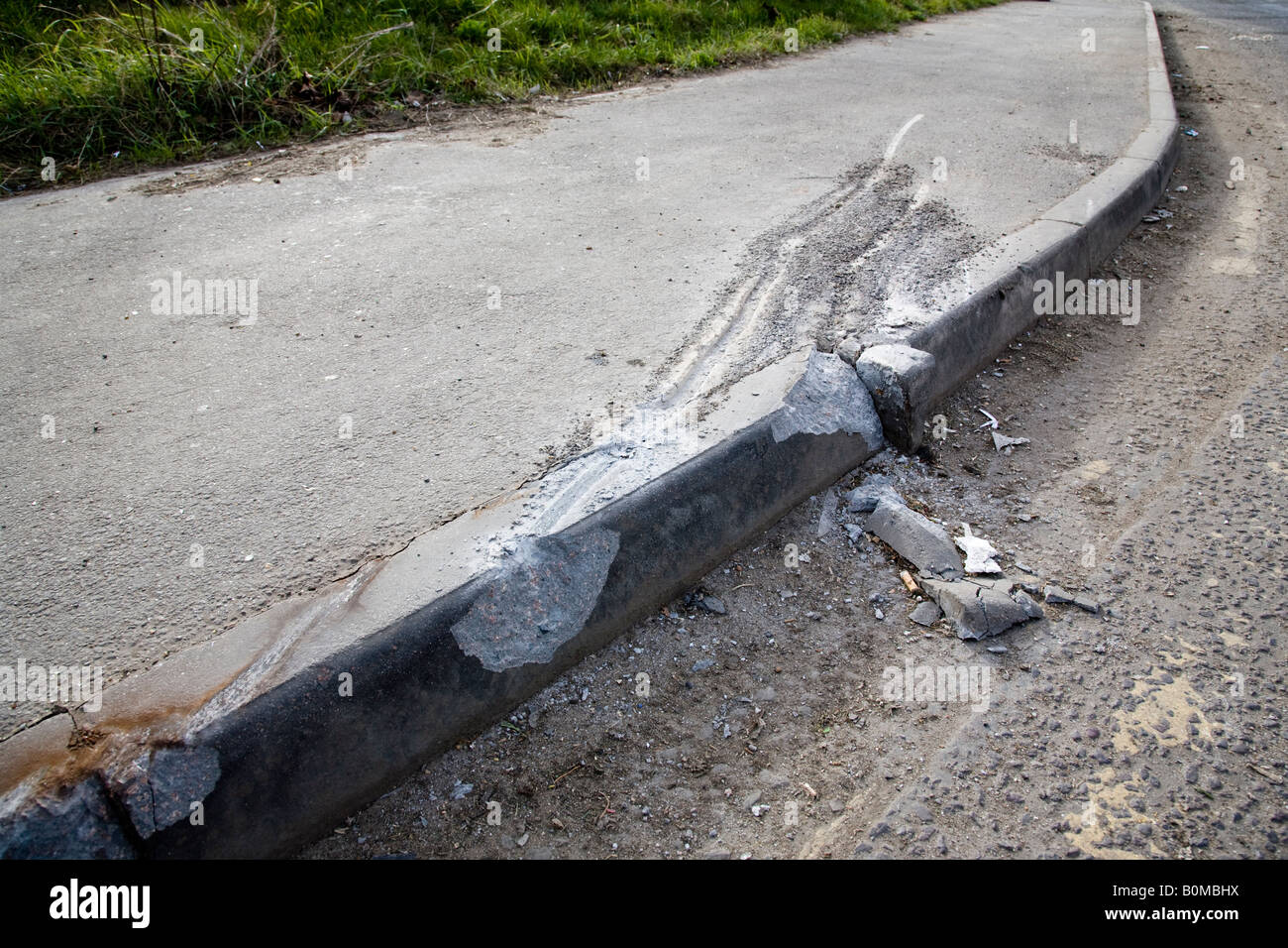 Curb curbing kerb kerbing hires stock photography and images Alamy