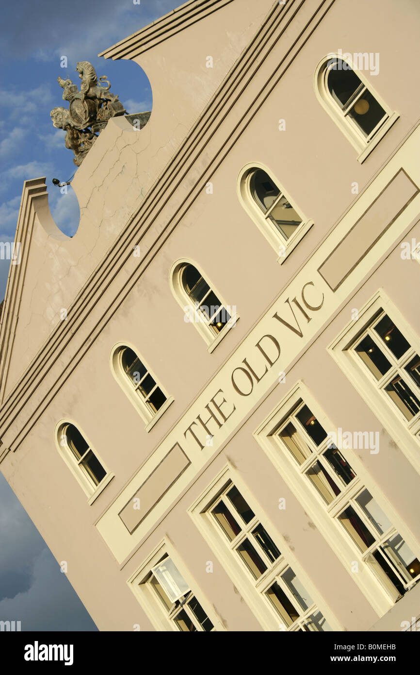 The old vic theatre london hi-res stock photography and images - Alamy