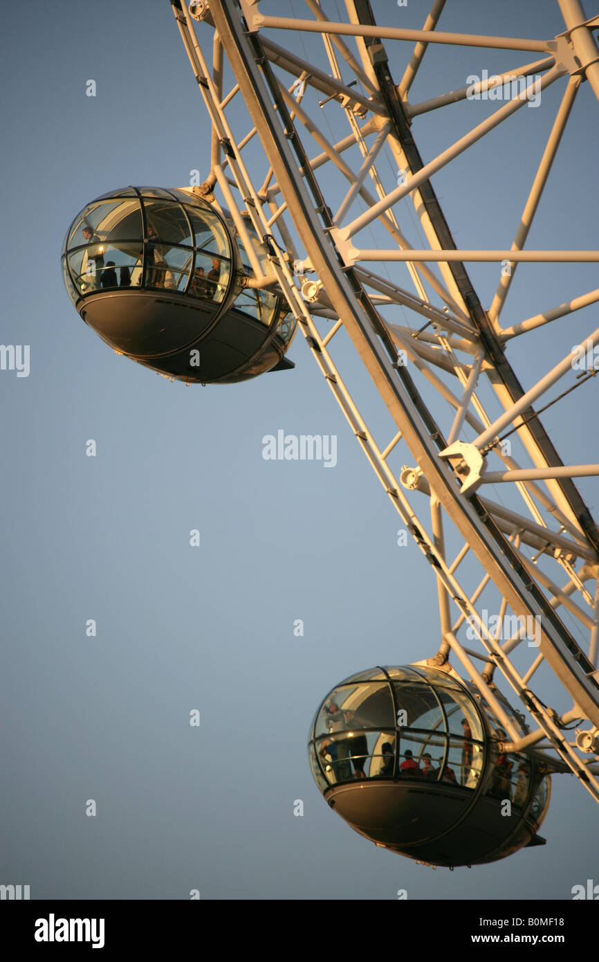 city-of-london-england-close-up-view-of-the-london-eye-also-known-as