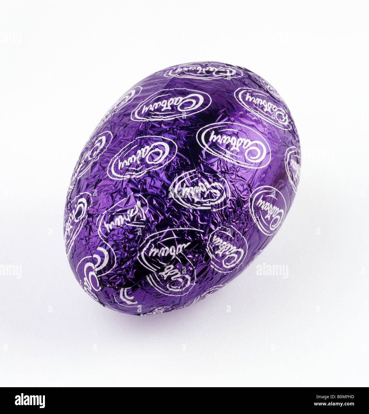 Hollow milk chocolate egg hi-res stock photography and images - Alamy