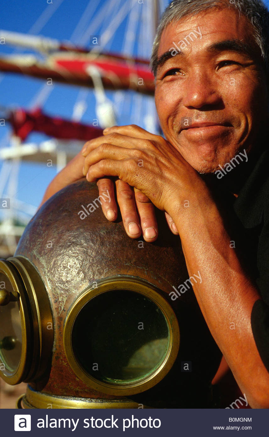 The Pearl-shell Diver by Kay Crabbe